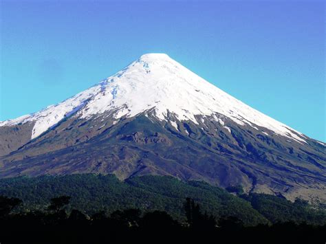 Osorno Volcano, Chile www.finisterra.ca