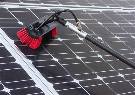 Keeping Solar Panels Clean - TheGreenAge