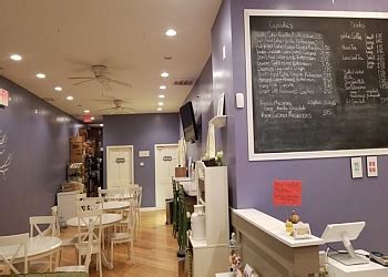 3 Best Cakes in Buffalo, NY - Expert Recommendations