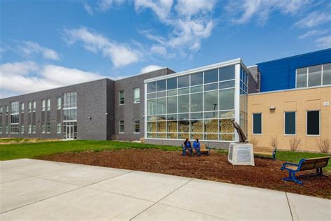 Cristo Rey Jesuit High School - Milwaukee | Bray Architects