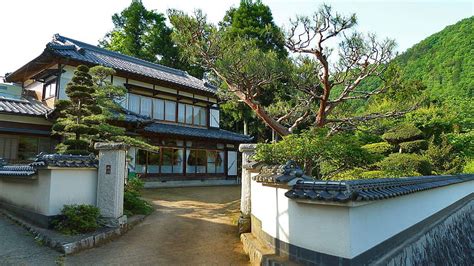 Sophisticated Traditional Japanese Home, Japan Suburbs, HD wallpaper ...