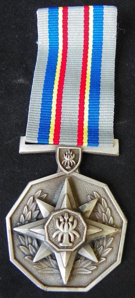 Other Medals - South African Police Service 20 Year Loyal Service Silver Medal Number 35906 ...