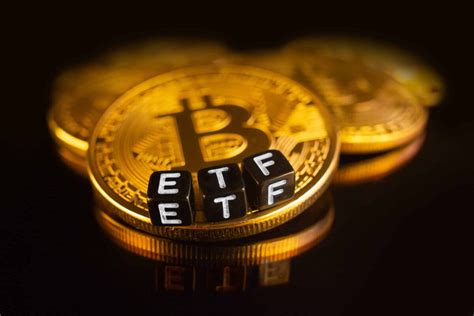 Global Bitcoin ETF Stash Nears 1M BTC, Bullish For BTC Price?