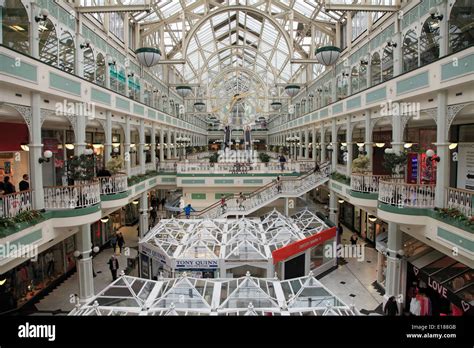 Ireland, Dublin, St Stephen's Green Shopping Centre Stock Photo - Alamy