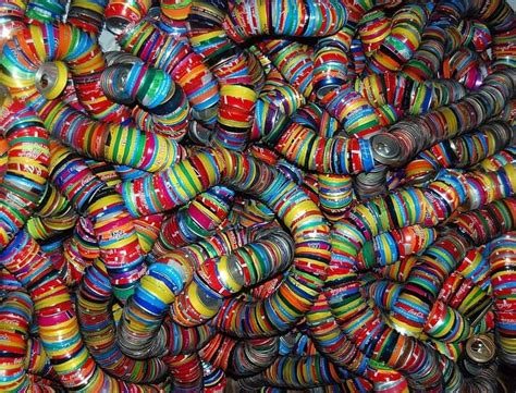 Recycled cans for art - Marhaba Qatar