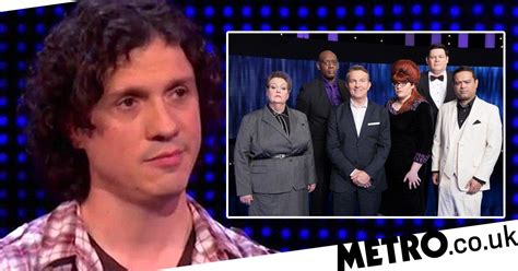 The Chase's ex-contestant Darragh Ennis joins show as new quizzer ...