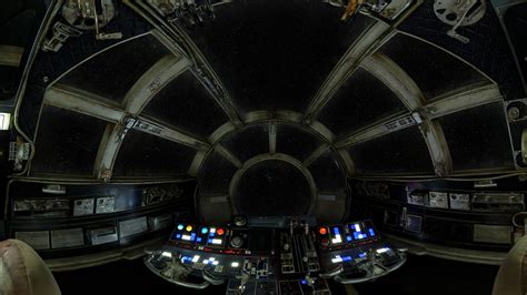 Step Inside The Millenium Falcon Cockpit With 'Star Wars 360' | The Star Wars Underworld