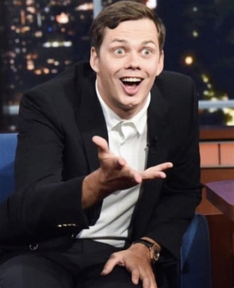 Bill Skarsgård doing his Pennywise smile on the Late Show with Stephen Colbert! : r/ItTheMovie