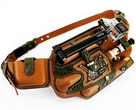 Steampunk Gopro case hipsack by Yun Yeochang Steampunk Accessoires, Steampunk Leather, Rugged ...