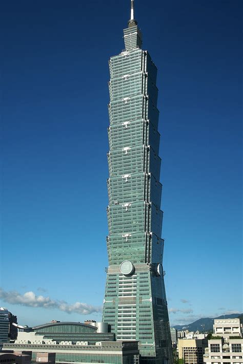 Taipei 101 - World's Tallest Towers