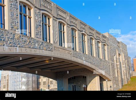 Torgersen Hall and bridge to Newman Library at Virginia Tech Stock ...