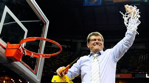 Geno Auriemma On Chasing The Unattainable... Perfection | theLLaBB