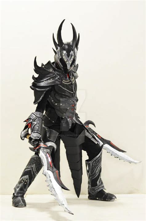 Daedric armor set ( Skyrim ) by thincrayolamonster on DeviantArt