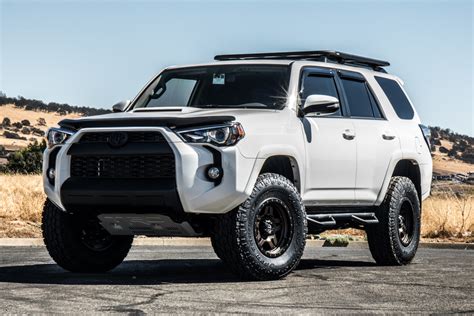 TRD 4Runner Wheels Vs.Aftermarket 5ος Gen 4Runner Τροχοί (2022)