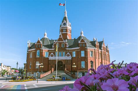 21 Amazing Things to Do in Stratford Ontario (A Local's 2023 Guide ...