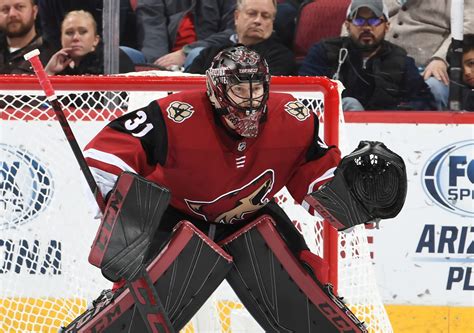 Arizona Coyotes goalie Adin Hill will get more minutes in Tucson