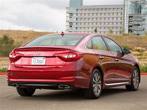 Midsize Sedan Comparison: 2015 Hyundai Sonata - Kelley Blue Book