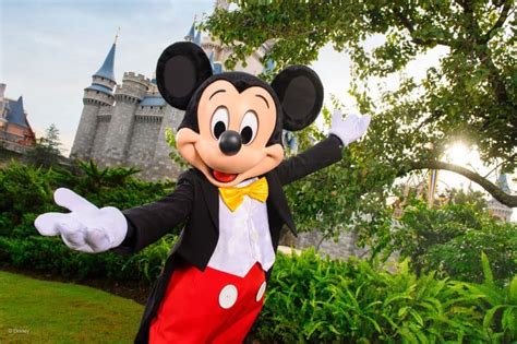 Where to Meet Mickey, Moana, Mirabel and MORE at Disney World!