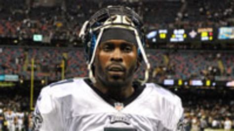 Michael Vick unhappy with Marcus Vick's comments