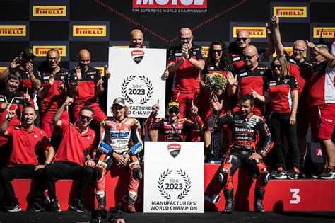 Alvaro Bautista «offers» Ducati the Manufacturers' title at the World ...