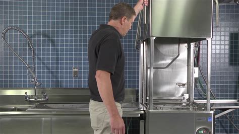 Dishwashing Basics for the Hobart AM15SVLT Dishmachine - YouTube