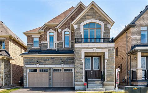 Why Look For A Detached House For Sale In Brampton?