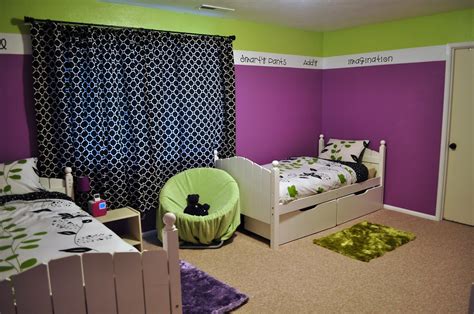 Tween Shared Room | It's complete!! Purple, Green, white str… | Flickr