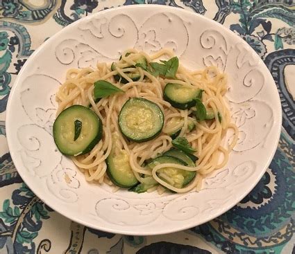 Spaghetti with Zucchini Recipe - GreatChefRecipes.com