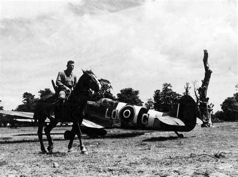 Spitfire IXB of RAF 602 Squadron Longues sur Mer airfield B-11 France August 1944 | World War Photos