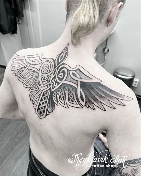 Amazing Nordic Raven Tattoo Designs and Meanings Inspired by Vikings ...