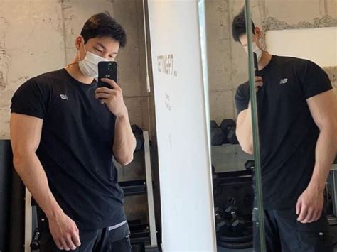 Squid Game’s Wi Ha Joon: 5 Workouts To Get His Body