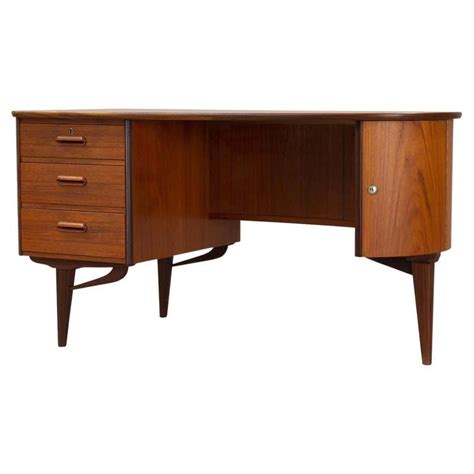 Vintage 1960s Ikea Desk in Teak at 1stDibs | vintage ikea desk, ikea vintage desk, vintage ikea ...