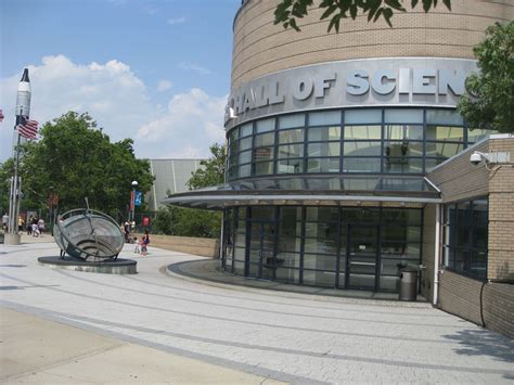 New York Hall of Science Visitors Guide