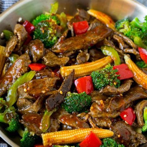 Hunan beef with vegetables in a spicy sauce. | Beef recipes, Beef dinner, Recipes with chili ...