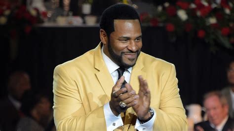 Jerome Bettis says The Bus will always run in Canton, Ohio in Hall of ...