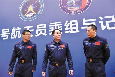 Shenzhou XVI crew members share space stories - Chinadaily.com.cn