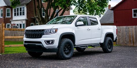 Modding The Chevy Colorado Z71 Into A Capable Off-Road Truck