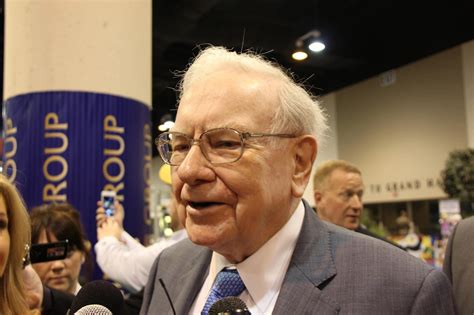 3 Best Warren Buffett Stocks to Buy for 2023 | The Motley Fool