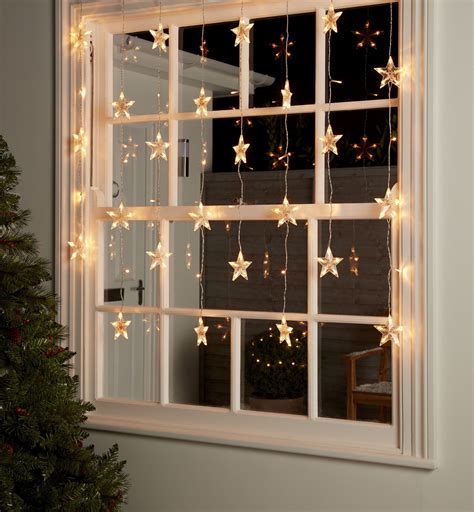 30+ Lighted Window Christmas Decor