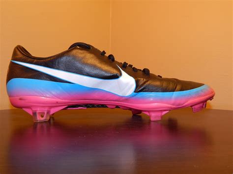 Boot Reviews: Nike Mercurial Vapor VIII CR7 FG