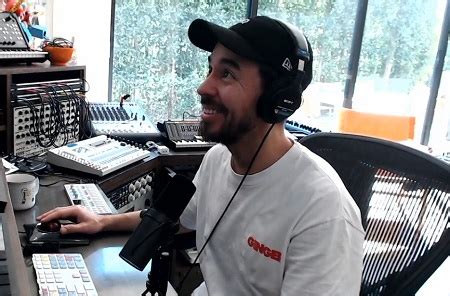 Linkin Park's Mike Shinoda Created a Whole New Album on Twitch ...