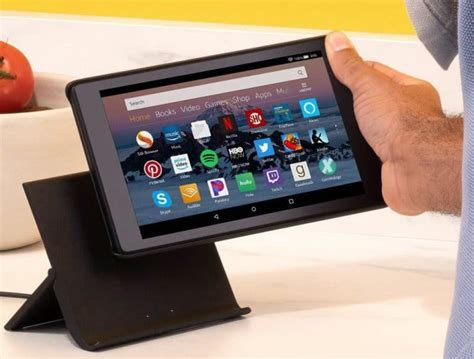 Amazon's Show Mode and Dock Turns Your Fire HD Tablet into an Echo Show