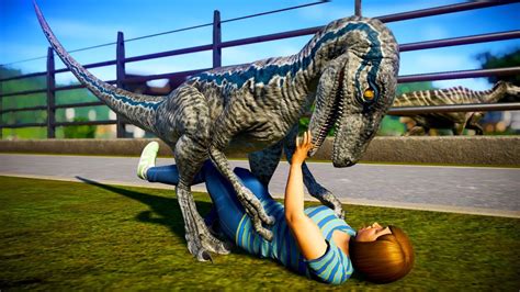 Jurassic World Evolution - Indoraptor vs Blue Breakout & Fight (Blue ...