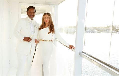 Beyoncé shares mum Tina Knowles's first wedding picture