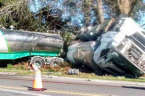 SunLive - Milk tanker rolls on SH27 - The Bay's News First