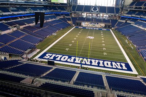 Indianapolis Colts Stadium / Indianapolis Colts Family Benefits Include ...