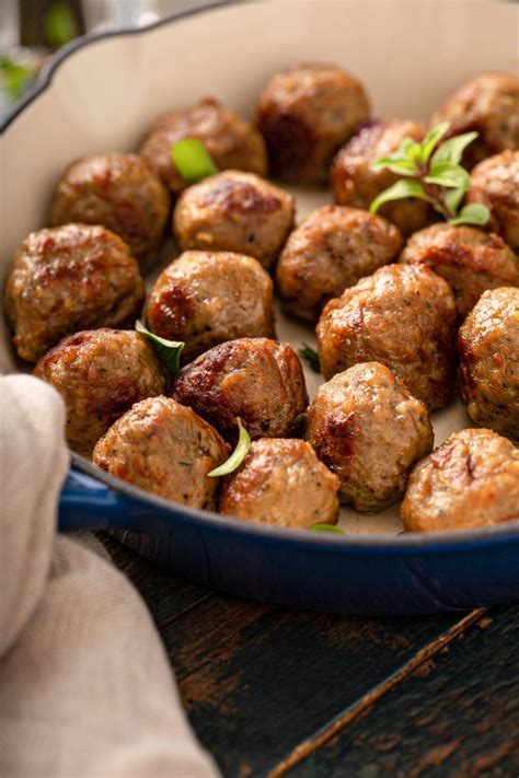 Easy Swedish Meatballs with Creamy Sauce | The Novice Chef