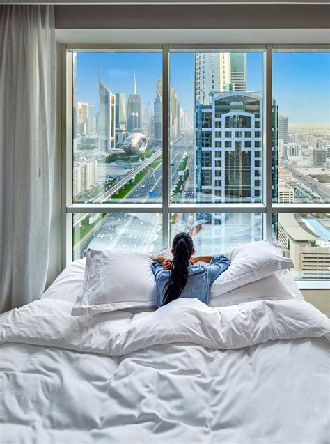 Fairmont Dubai Sheikh Zayed Road’s New Luxury Transformation – ICONIC Episode