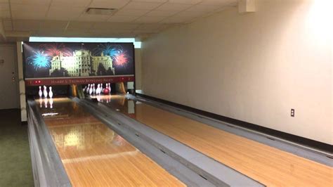 Strike at the White House Bowling Alley - YouTube