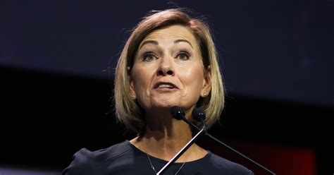 Iowa Gov. Kim Reynolds blames unvaccinated migrants for recent Covid spike